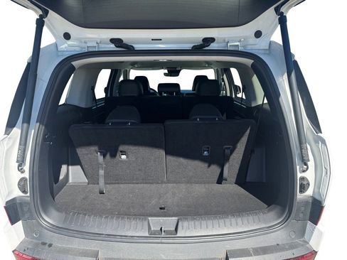 Used 2024 Hyundai Santa Fe SEL image 9