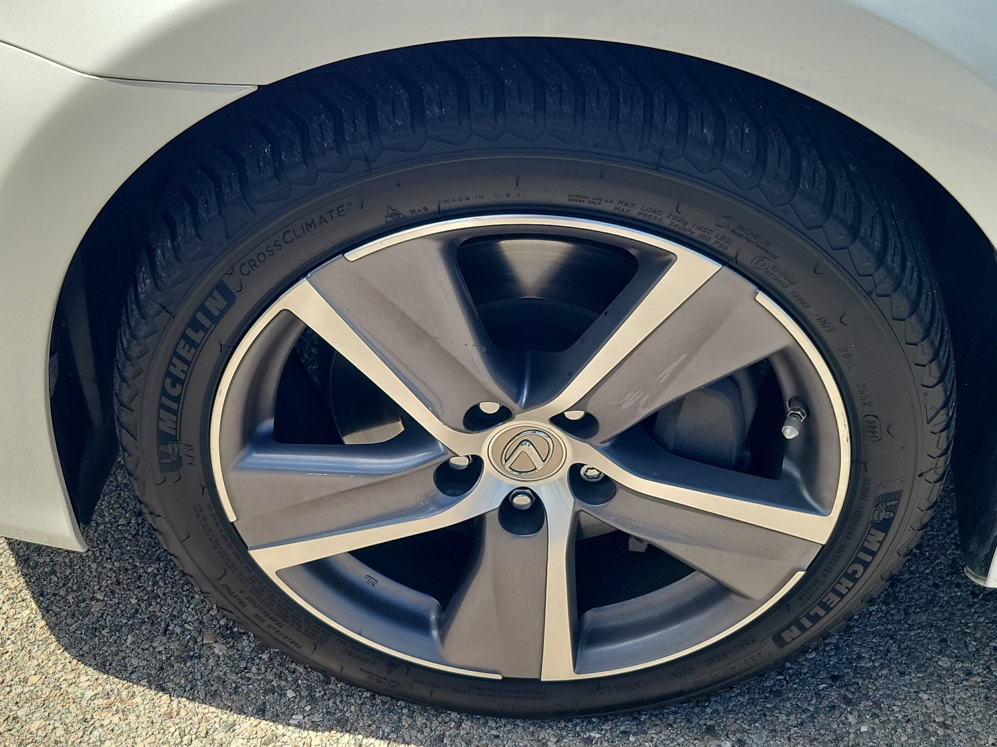 Used 2018 Lexus GS 350 AWD w/ Premium Package image 7