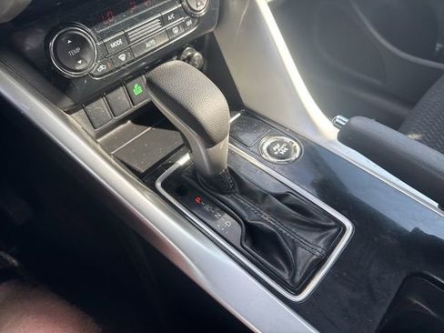 Used 2020 Mitsubishi Eclipse Cross ES AWD/4WD image 19