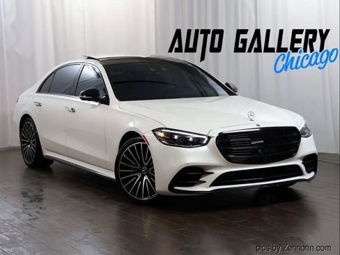 Used 2022 Mercedes-Benz S 580 4MATIC Sedan image 1