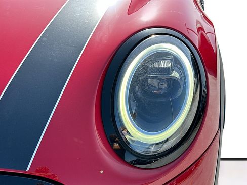 Used 2024 MINI Cooper S w/ Signature Upholstery Package FWD image 29