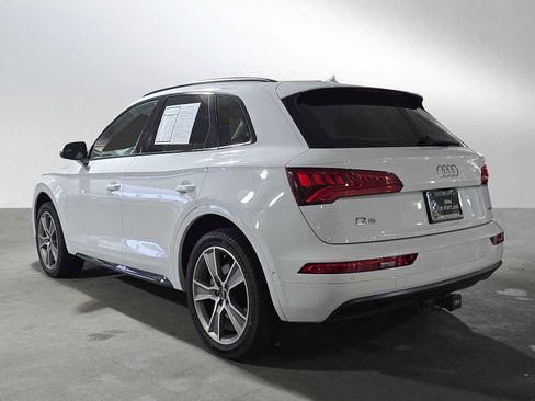 Used 2019 Audi Q5 Prestige w/ Prestige Package image 5