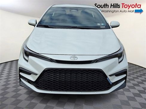New 2026 Toyota Corolla SE image 2
