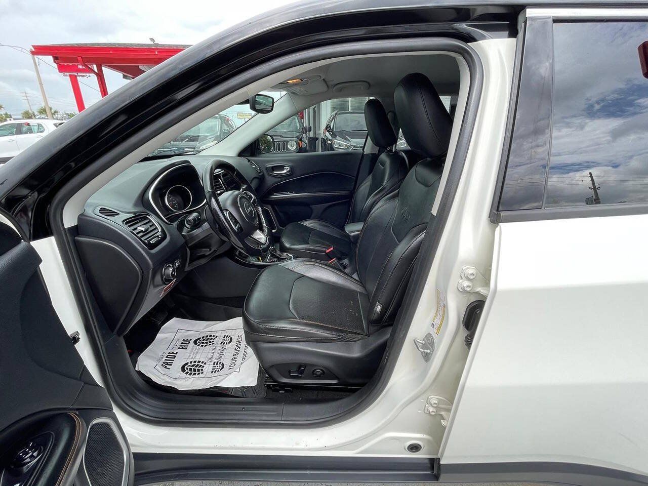 Used 2020 Jeep Compass Limited AWD/4WD image 6