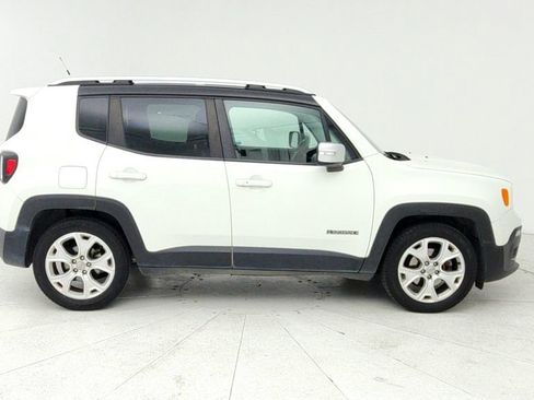 Used 2016 Jeep Renegade Limited image 9