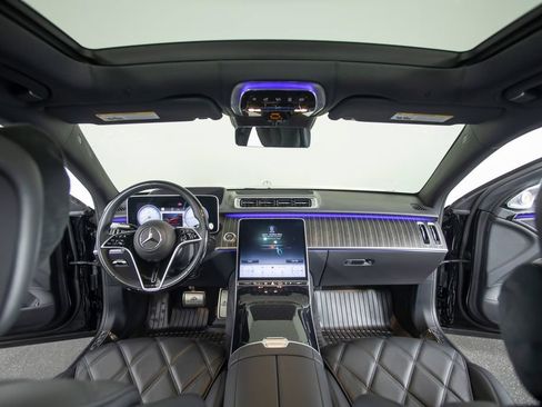 Used 2024 Mercedes-Benz Maybach S 580 4MATIC image 49
