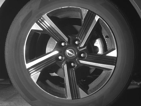 Used 2025 Nissan Sentra SV FWD image 13
