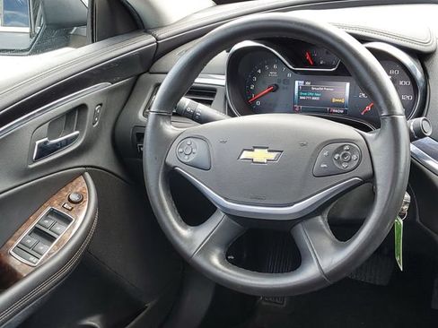 Used 2014 Chevrolet Impala LT FWD image 12