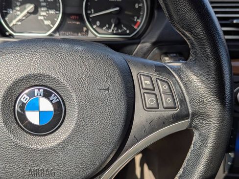 Used 2008 BMW 128i Convertible image 33