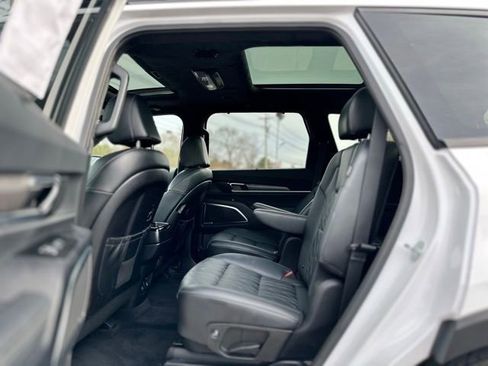 Used 2024 Kia Telluride SX Prestige X-Line AWD/4WD image 19