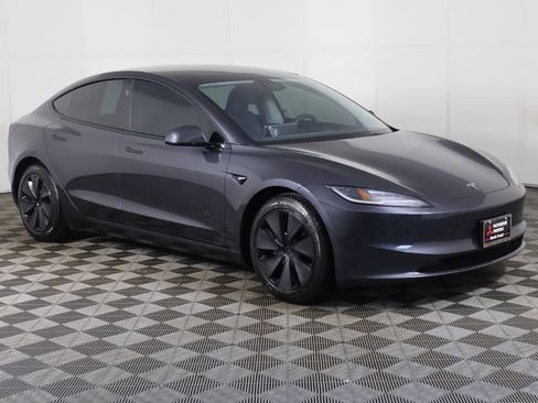 Used 2024 Tesla Model 3 Long Range RWD image 2