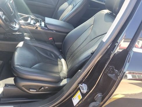 Used 2022 Lincoln Nautilus Reserve w/ Equipment Group 202A image 18