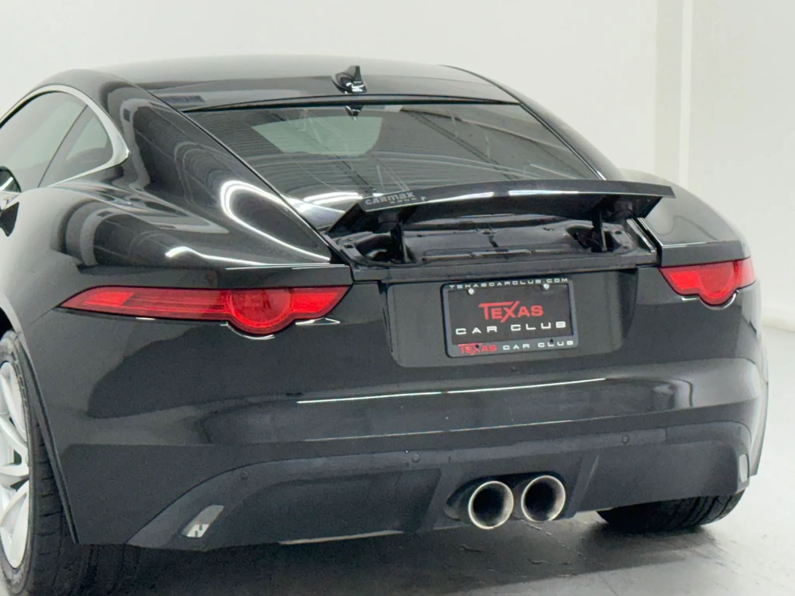Used 2016 Jaguar F-TYPE Coupe RWD image 35