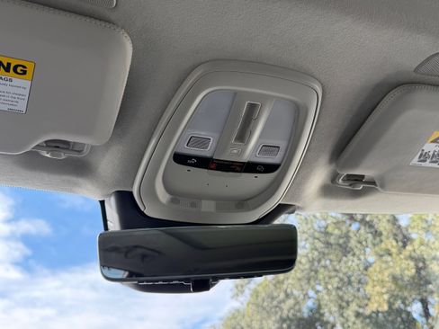 New 2026 Volvo XC90 B6 Ultra w/ Lounge Package image 16