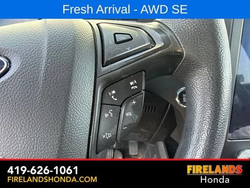 Used 2022 Ford Edge SE w/ Black Appearance Package AWD/4WD image 17