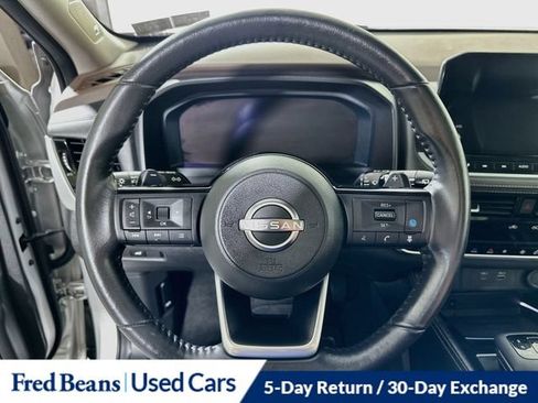 Used 2023 Nissan Rogue Platinum w/ Platinum Premium Package AWD/4WD image 16