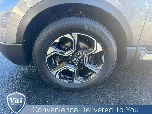 Used 2019 Honda CR-V Touring image 12