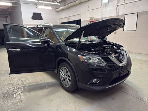 Used 2014 Nissan Rogue SL w/ SL Premium Package image 7