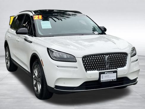 Certified 2021 Lincoln Corsair AWD w/ Premium Package image 2