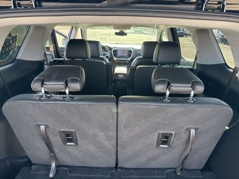 Certified 2020 GMC Acadia SLT w/ Driver Alert Package II image 28