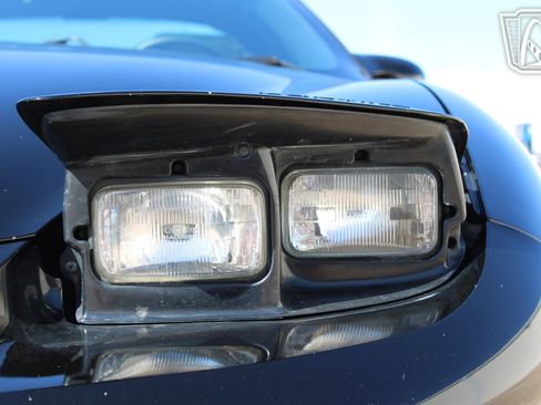 Used 1999 Pontiac Firebird Formula w/ Security Pkg RWD image 39