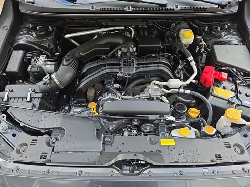 Used 2025 Subaru Crosstrek 2.0i Premium image 29