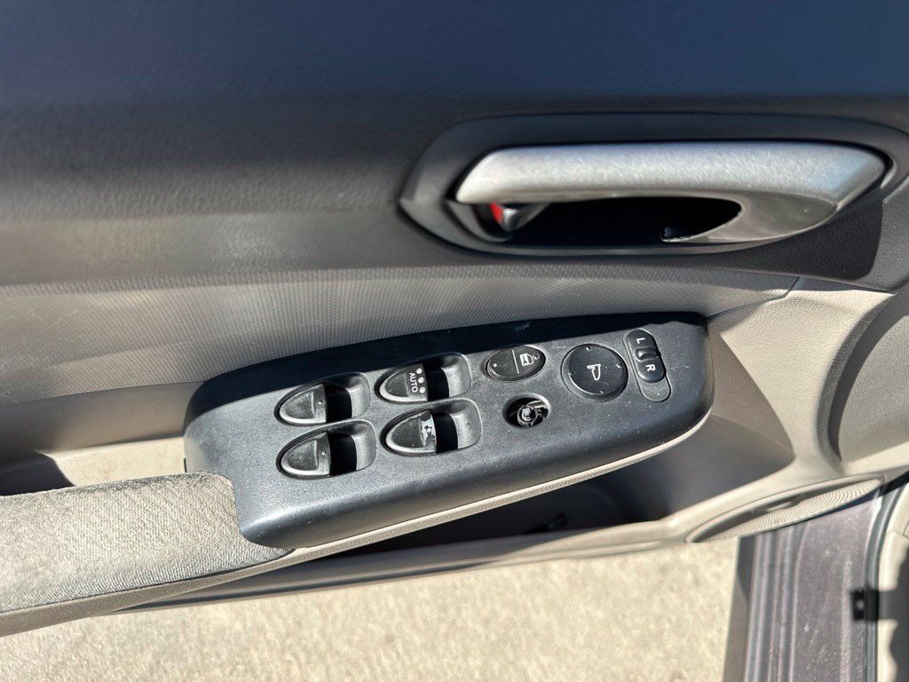 Used 2010 Honda Civic LX image 18