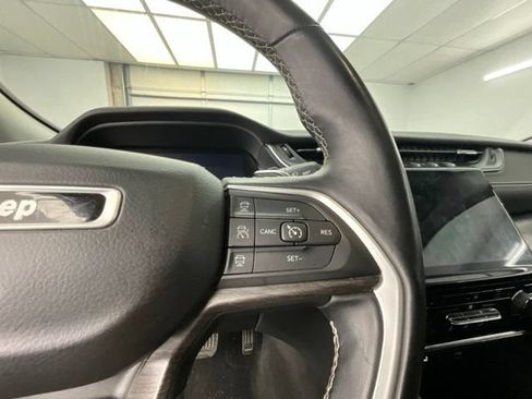 Used 2021 Jeep Grand Cherokee L Limited AWD/4WD image 19