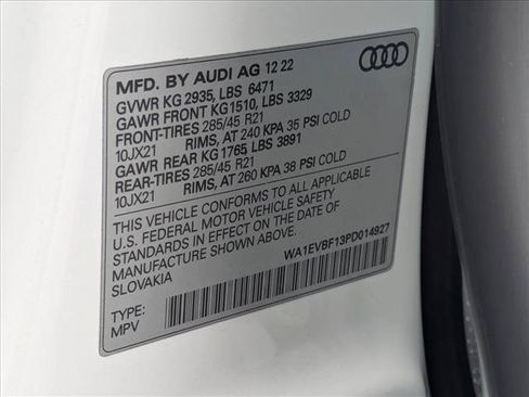 Used 2023 Audi Q8 Premium Plus w/ Premium Plus Package AWD/4WD image 28