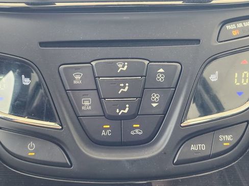 Used 2015 Buick Regal FWD image 33