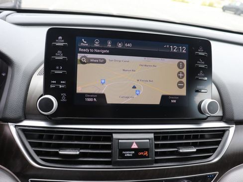 Used 2018 Honda Accord Touring image 16