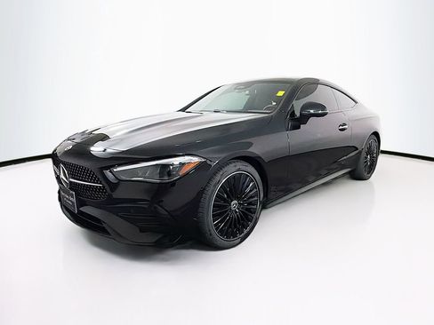 Certified 2025 Mercedes-Benz CLE 300 4MATIC Coupe image 3