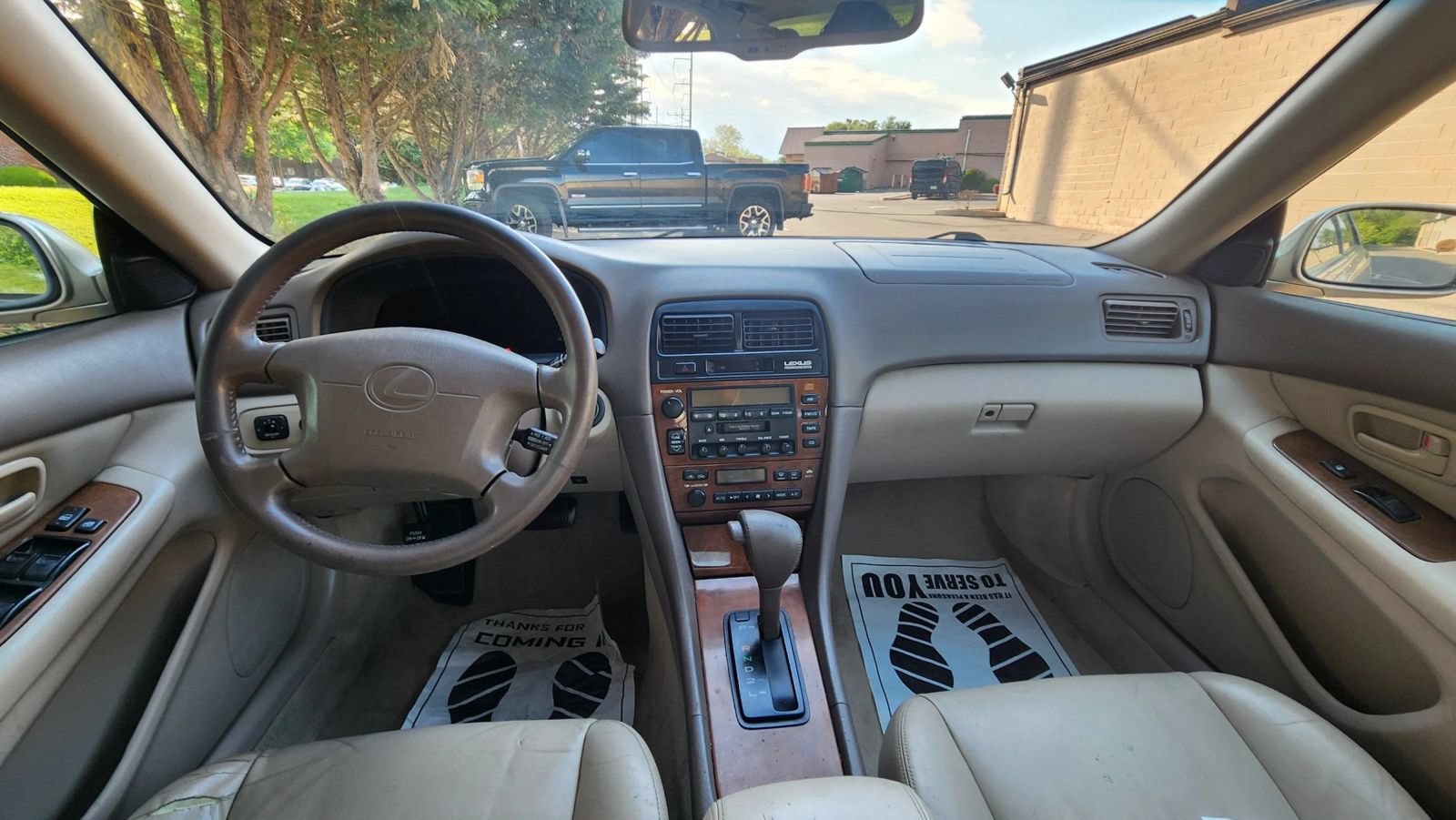 Used 2000 Lexus ES 330 w/ Lexus Value Pkg FWD image 10