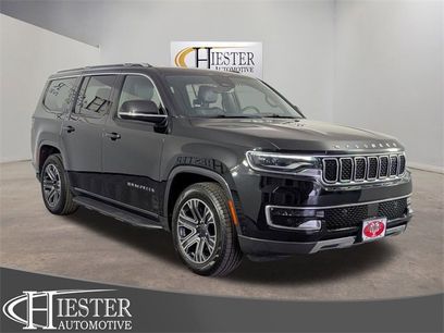 Used 2022 Jeep Wagoneer Series III w/ Rear Seat Video Group 1