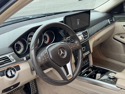Used 2015 Mercedes-Benz E 350 Sedan image 21