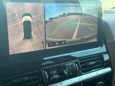 New 2026 Nissan Pathfinder Platinum image 21