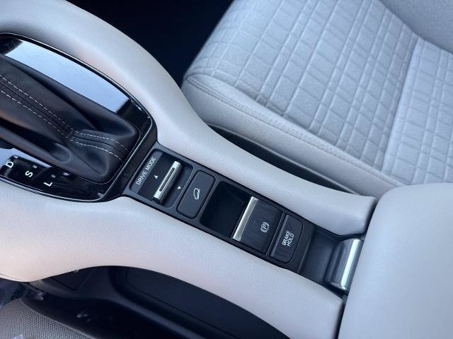 New 2027 Honda HR-V LX image 25
