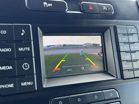 Used 2015 Ford F150 XL w/ Equipment Group 101A Mid AWD/4WD image 18