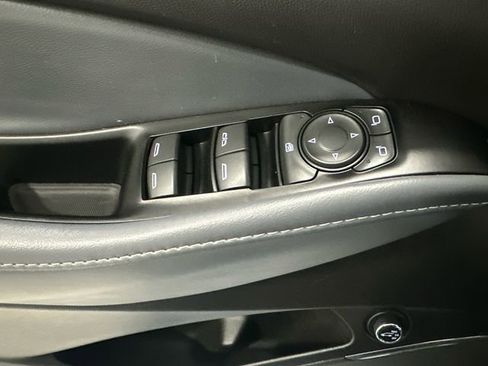 Certified 2023 Buick Enclave Essence image 29