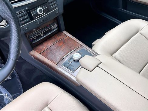Used 2011 Mercedes-Benz E 350 Sedan image 14