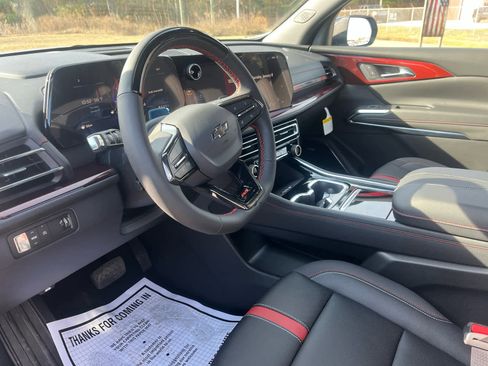 New 2026 Chevrolet Traverse RS w/ LPO, Illumination Package image 16