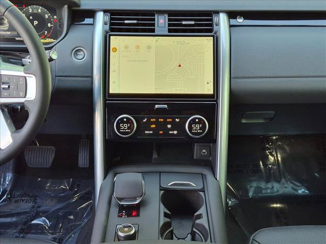 Certified 2025 Land Rover Discovery S AWD/4WD image 15