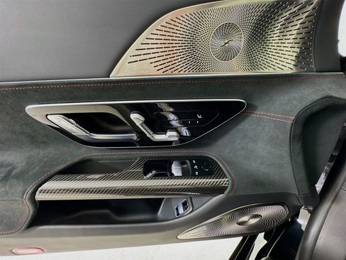 Used 2025 Mercedes-Benz AMG GT 63 image 22