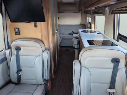 Used 2016 Mercedes-Benz Sprinter 3500 image 26