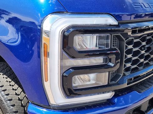 New 2026 Ford F350 Lariat w/ Black Appearance Package AWD/4WD image 11