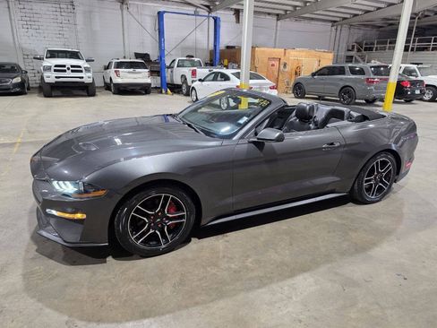 Used 2020 Ford Mustang Premium RWD image 18