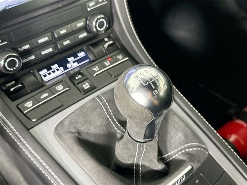 Certified 2020 Porsche 718 Cayman GT4 image 31