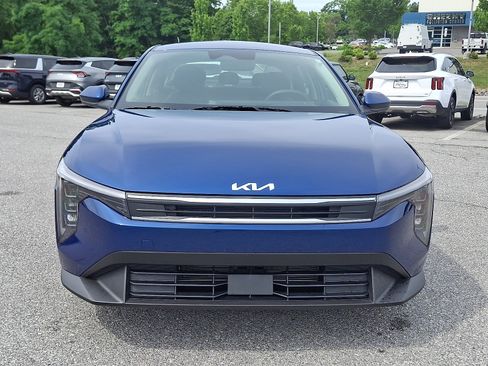 Certified 2025 Kia K4 FWD image 2