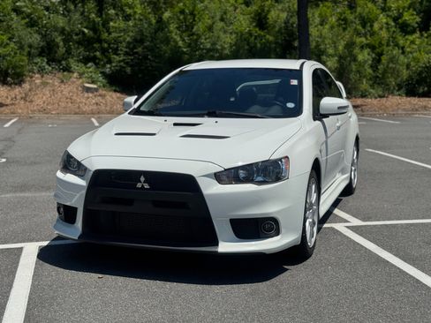 Used 2015 Mitsubishi Lancer Evolution GSR AWD/4WD image 3