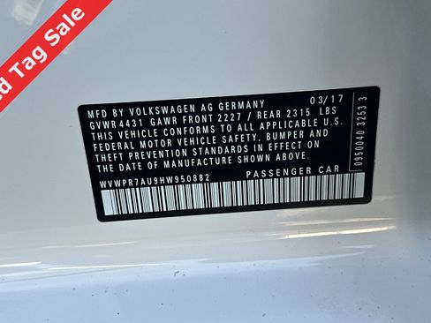 Used 2017 Volkswagen e-Golf SEL Premium image 31